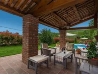 Недвижимость Семейный дом 200 м² на Западе, Опатия: 1