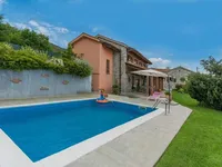 Недвижимость Семейный дом 200 м² на Западе, Опатия: 4