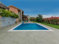 Недвижимость Семейный дом 200 м² на Западе, Опатия: 8