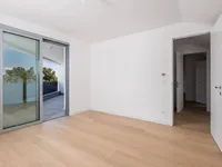 Недвижимость Четырехкомнатная квартира Центр: 6