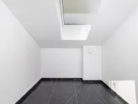 Недвижимость Четырехкомнатная квартира Центр: 8