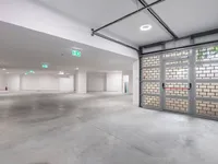 Недвижимость Трехкомнатная квартира в Центре: 24