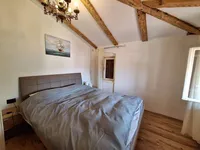 Недвижимость Трехкомнатная квартира в центре: 6