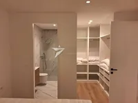 Недвижимость Трехкомнатная квартира Центр: 9