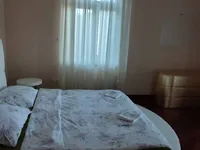 Недвижимость Трехкомнатная квартира Центр: 21