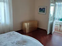 Недвижимость Трехкомнатная квартира Центр: 24