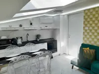 Недвижимость Четырехкомнатная квартира Центр: 13