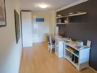 Недвижимость Трехкомнатная квартира в центре: 12