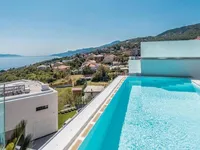 Недвижимость Многоквартирный дом Побри: 11