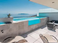 Недвижимость Многоквартирный дом Побри: 15