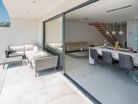 Недвижимость Многоквартирный дом Побри: 33