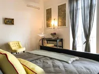 Недвижимость Трехкомнатная квартира в Центре: 4