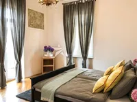 Недвижимость Трехкомнатная квартира в Центре: 5