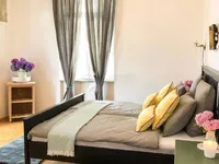 Недвижимость Трехкомнатная квартира в Центре: 12