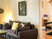 Недвижимость Трехкомнатная квартира в Центре: 13