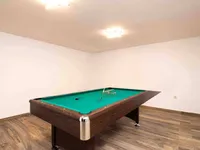 Недвижимость Многоквартирный дом Побри: 28