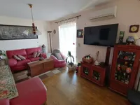 Недвижимость Трехкомнатная квартира Ичичи: 4