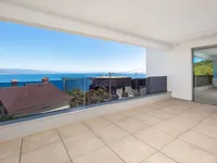 Недвижимость Трехкомнатная квартира Центр: 2