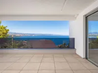 Недвижимость Трехкомнатная квартира Центр: 3