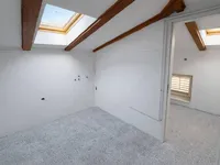 Недвижимость Четырехкомнатная квартира, Центр, Опатия: 8