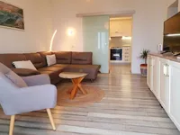 Недвижимость Двухкомнатная квартира в Центре: 3