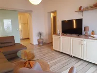 Недвижимость Двухкомнатная квартира в Центре: 9