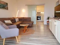 Недвижимость Двухкомнатная квартира в Центре: 12