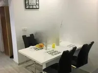 Недвижимость Многоквартирный дом Вепринац: 3