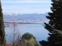 Недвижимость Многоквартирный дом Вепринац: 12