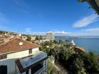 Недвижимость Четырехкомнатная квартира в центре Опатии: 3