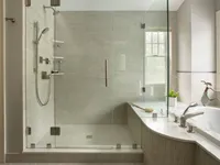 Недвижимость Трёхкомнатная квартира в центре: 6