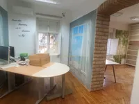 Недвижимость Трёхкомнатная квартира Центр: 11