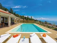 Недвижимость Дом в Вепринац, Опатия: 1