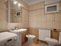 Недвижимость Трёхкомнатная квартира, Центр: 12