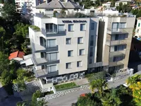 Недвижимость Трехкомнатная квартира Центр: 5