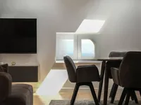 Недвижимость Трехкомнатная квартира в Центре: 10