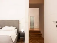 Недвижимость Трехкомнатная квартира в Центре: 13