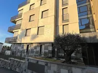 Недвижимость Трёхкомнатная квартира в центре: 8