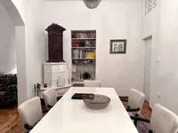 Недвижимость Трёхкомнатная квартира в центре: 4