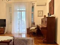 Недвижимость Трёхкомнатная квартира в центре: 8