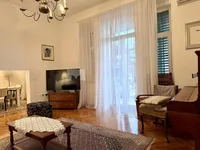 Недвижимость Трёхкомнатная квартира в центре: 9