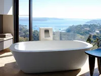 Недвижимость Четырехкомнатная квартира, Центр: 6