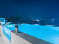 Недвижимость Многоквартирный дом в Опатии: 5