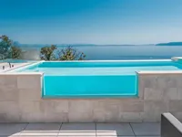 Недвижимость Многоквартирный дом в Опатии: 8