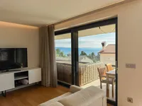 Недвижимость Четырехкомнатная квартира Центр: 12