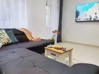 Недвижимость Двухкомнатная квартира, Центр: 2