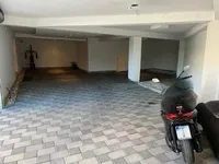 Недвижимость Многоквартирный дом Побри: 14