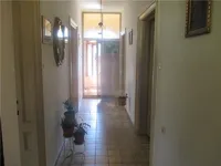 Недвижимость Четырехкомнатная квартира Центр: 3