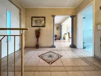 Недвижимость House 5 bedrooms for sale in Schengen: 1