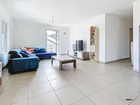 Недвижимость Apartment 3 bedrooms for sale in Oberfeulen: 2